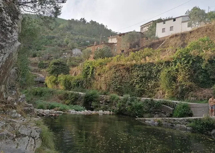 Casa Do Avô Alváro - Refugio Do Rei